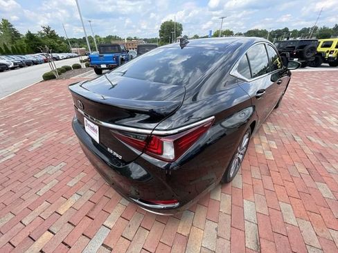 Used 2021 Lexus ES 350 w/ Premium Package FWD image 34
