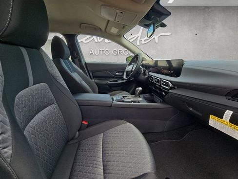 New 2026 Nissan Sentra SV FWD image 24