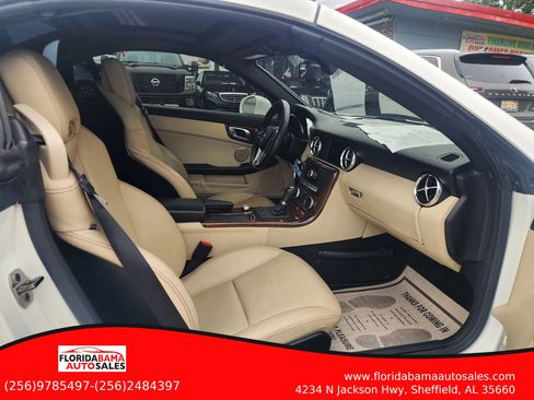 Used 2014 Mercedes-Benz SLK 250 w/ Sport Package image 10