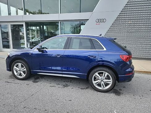 Used 2023 Audi Q3 2.0T Premium Plus w/ Premium Plus Package AWD/4WD image 3