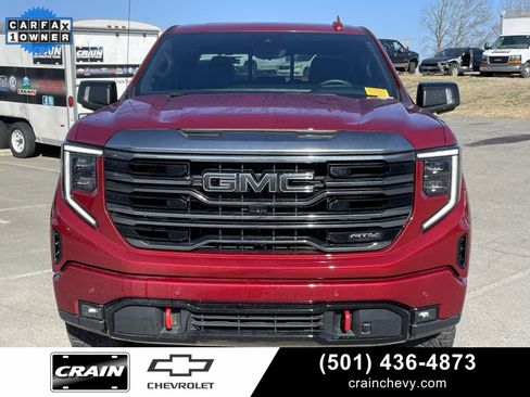 Used 2024 GMC Sierra 1500 AT4 w/ Technology Package image 2