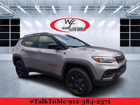 Used 2023 Jeep Compass Trailhawk w/ Trailhawk Elite Group image 1