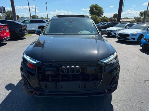 Used 2025 Audi Q7 3.0T Premium Plus AWD/4WD image 2