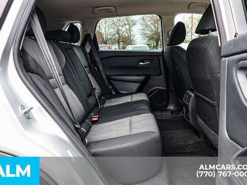 Used 2025 Nissan Rogue SV image 22