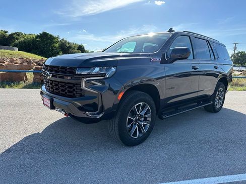 Used 2024 Chevrolet Tahoe Z71 AWD/4WD image 1