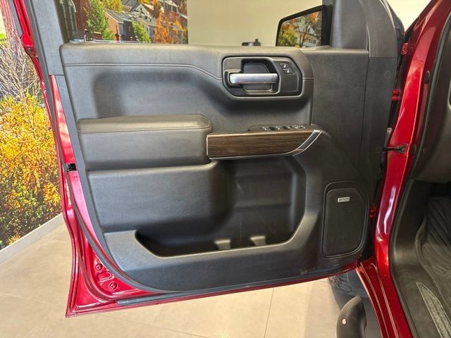 Used 2021 Chevrolet Silverado 1500 LT Trail Boss w/ Convenience Package II AWD/4WD image 24