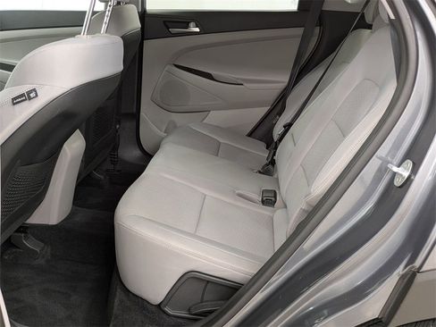 Used 2019 Hyundai Tucson SE image 25