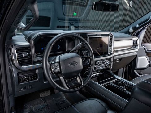 Used 2026 Ford F250 Platinum AWD/4WD image 17