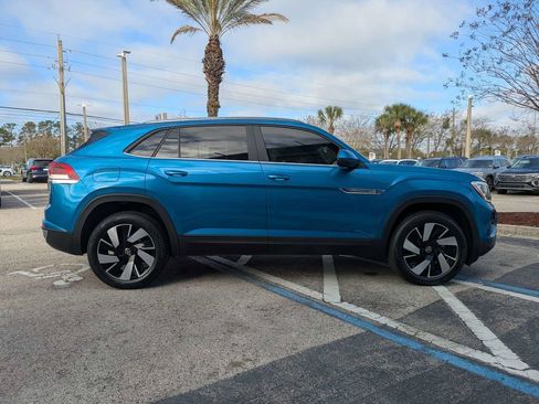 Used 2024 Volkswagen Atlas Cross Sport SE image 7