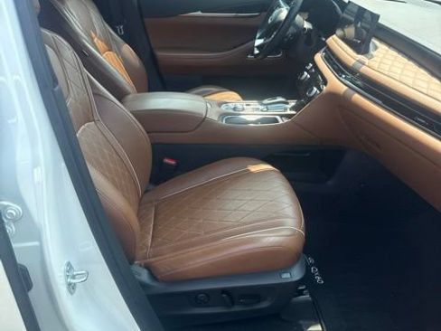 Certified 2023 INFINITI QX60 Autograph w/ Cargo Package AWD/4WD image 6