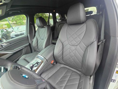 Used 2024 BMW X5 xDrive40i w/ M Sport Package AWD/4WD image 22