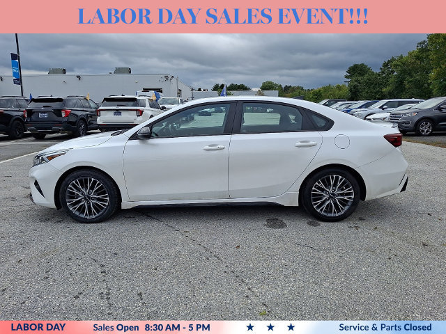 Used 2023 Kia Forte GT-Line w/ GT-Line Premium Package FWD image 6