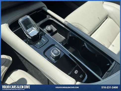 Certified 2023 Volvo XC90 T8 Ultimate w/ Protection Package Premier image 25