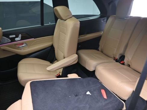 Used 2024 Mercedes-Benz GLS 450 4MATIC image 22