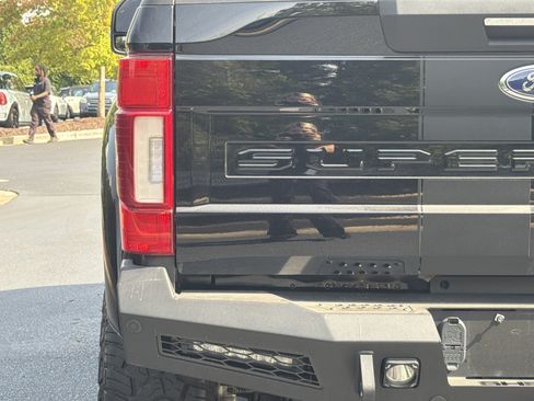 Used 2021 Ford F250 Lariat w/ Lariat Ultimate Package AWD/4WD image 40
