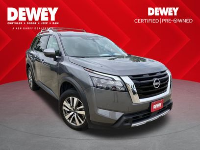 Used 2025 Nissan Pathfinder SL