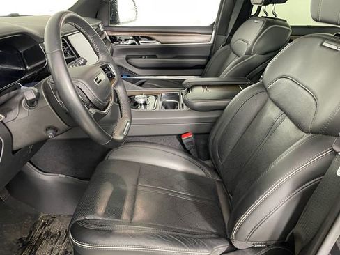 Used 2023 Jeep Grand Wagoneer Series II w/ Flexible Seating Group image 2