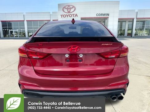 Used 2017 Hyundai Elantra Sport w/ Sport Premium Package 06 FWD image 4