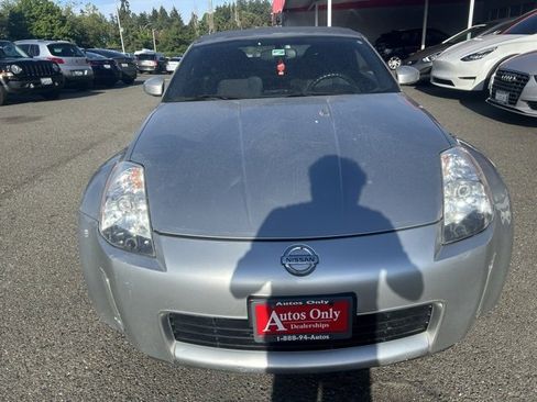 Used 2004 Nissan 350Z Enthusiast image 2