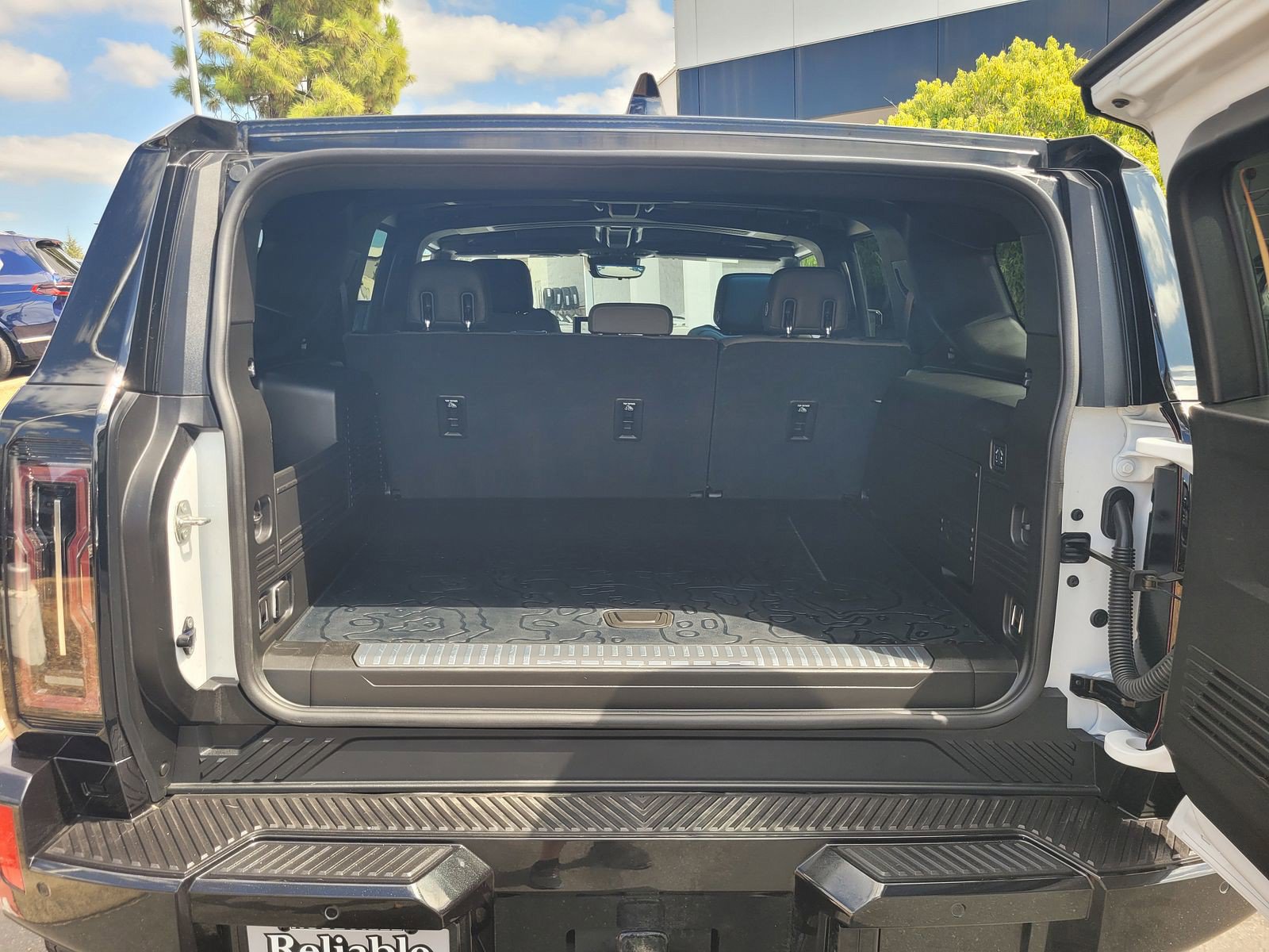 Used 2025 GMC Hummer EV 2X AWD/4WD image 7
