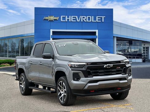 Certified 2023 Chevrolet Colorado Z71 w/ Z71 Convenience Package 2 image 6