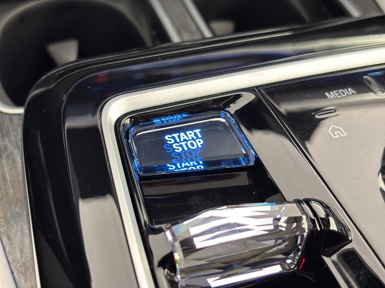 Certified 2023 BMW i7 xDrive60 AWD/4WD image 20