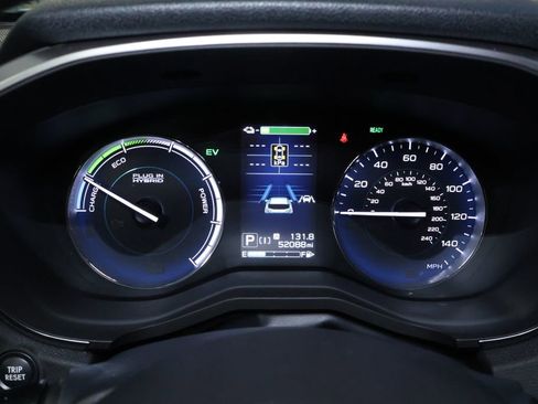 Used 2019 Subaru Crosstrek Hybrid w/ Moonroof Package w/Navigation image 20