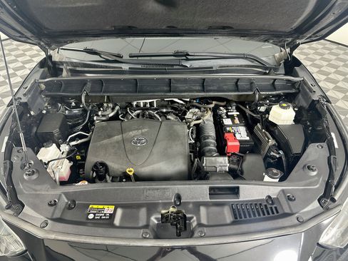 Used 2021 Toyota Highlander Limited AWD/4WD image 37