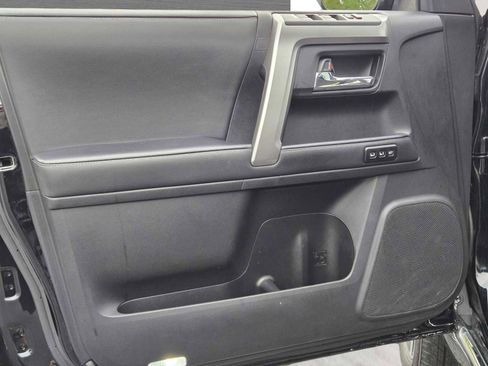 Used 2024 Toyota 4Runner Limited image 19