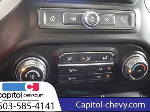 Used 2020 Chevrolet Silverado 1500 Custom w/ Custom Value Package AWD/4WD image 19
