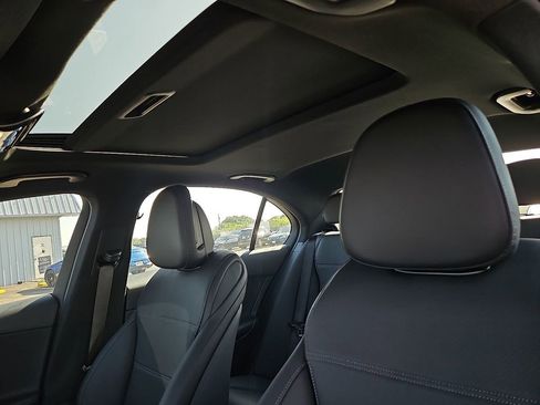 New 2025 Mercedes-Benz C 300 Sedan image 20