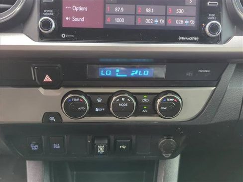 Used 2022 Toyota Tacoma SR5 image 18
