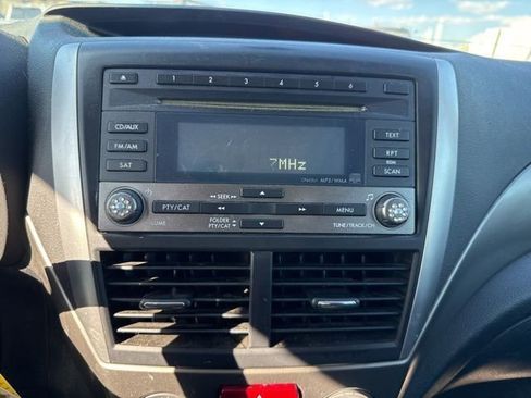 Used 2010 Subaru Forester 2.5X Premium w/ Popular Equipment Group 1B image 12