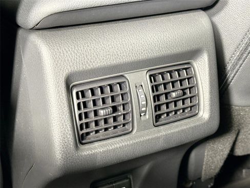 Certified 2025 Toyota Camry SE w/ Convenience Package FWD image 38