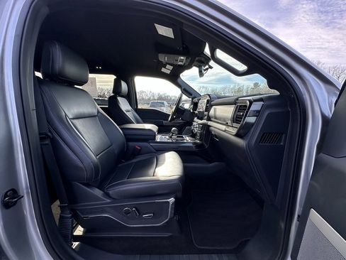 Used 2023 Ford F150 Lariat w/ Equipment Group 502A High image 15