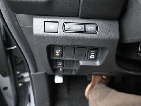 New 2026 Nissan Frontier SV AWD/4WD image 12