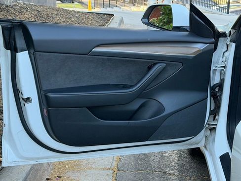 Used 2021 Tesla Model 3 Standard Range Plus RWD image 28