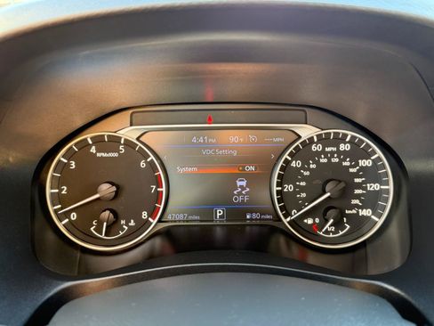 Used 2024 Nissan Altima 2.5 SV FWD image 72