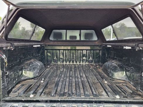 Used 2010 Toyota Tundra Limited AWD/4WD image 19