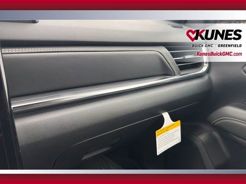 New 2026 GMC Terrain Elevation image 17