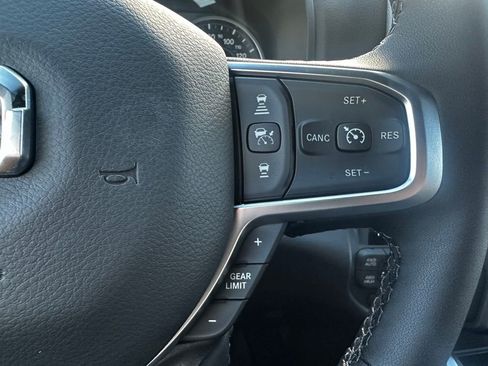 New 2026 RAM 1500 Big Horn AWD/4WD image 13