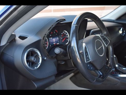 Used 2021 Chevrolet Camaro LT w/ RS Package image 15