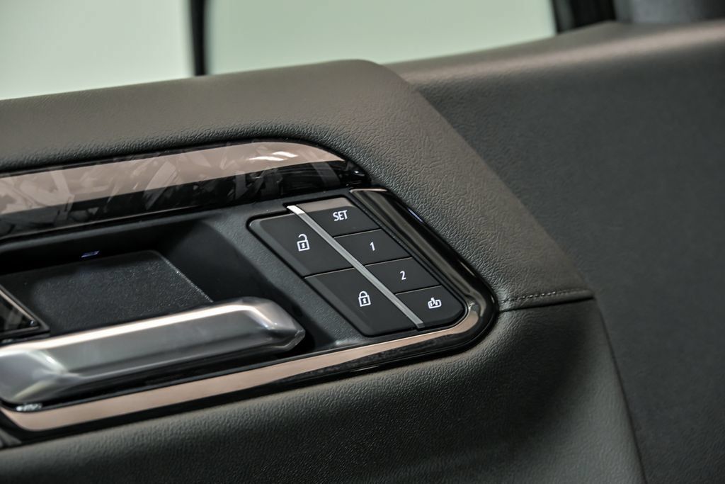 New 2026 GMC Sierra 1500 AT4 w/ Technology Package AWD/4WD image 7