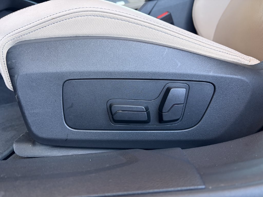 Used 2025 BMW 228i xDrive AWD/4WD image 28