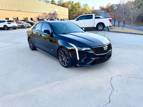 Used 2022 Cadillac CT4 V w/ Navigation Package image 7