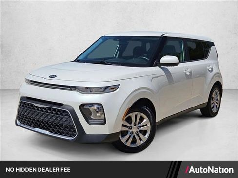 Used 2020 Kia Soul LX FWD image 1