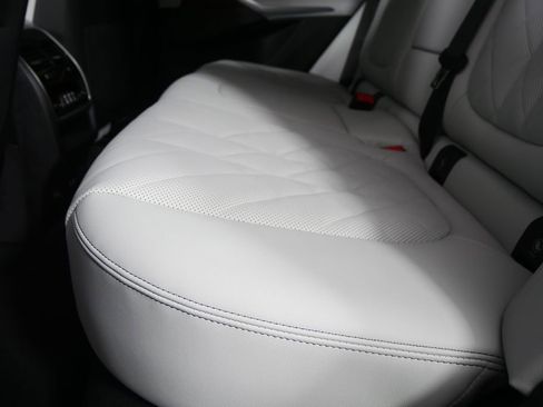 Used 2026 BMW X5 xDrive40i image 14