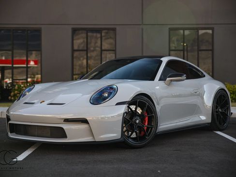 Used 2022 Porsche 911 GT3 RWD image 3