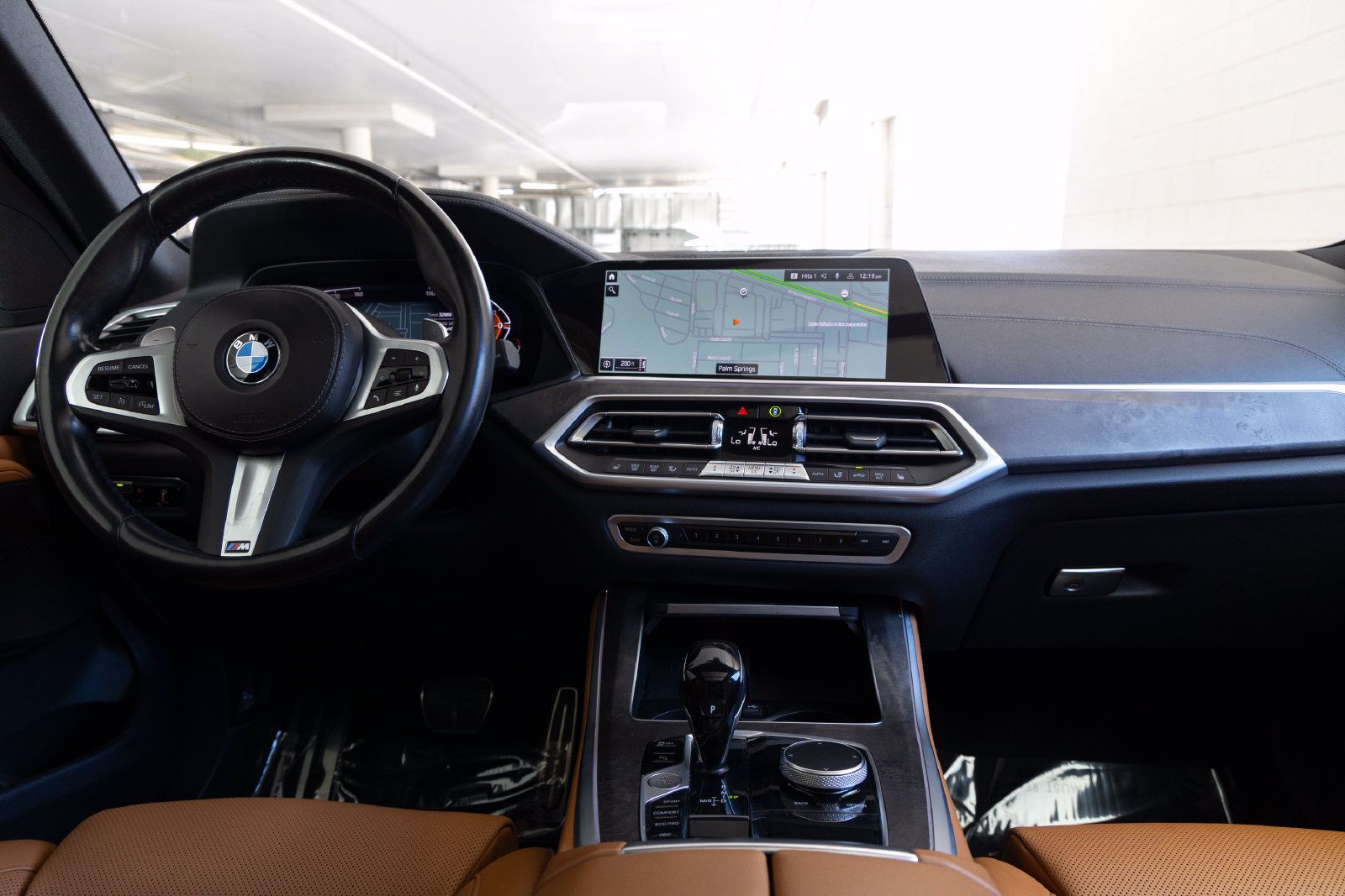 Used 2023 BMW X5 xDrive40i w/ M Sport Package AWD/4WD image 10