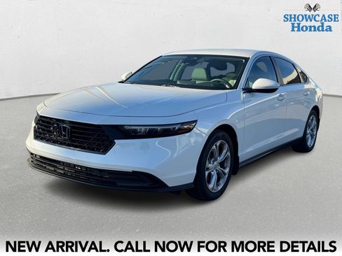 Used 2024 Honda Accord LX image 2
